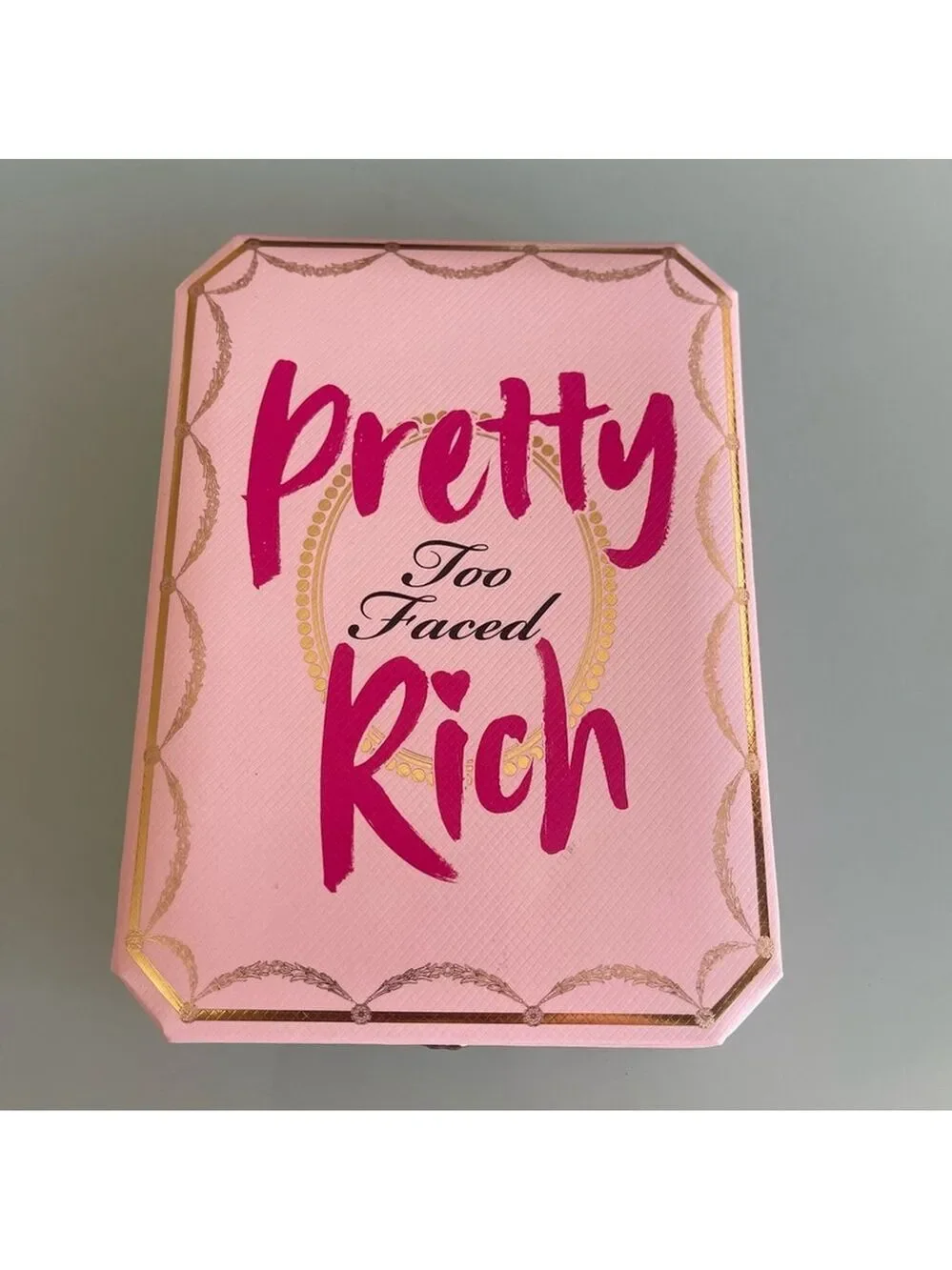 TOO FACED PRETTY RICH DIAMOND LIGHT EYE SHADOW PALETTE LIMITED EDITION - Picture 2 of 6